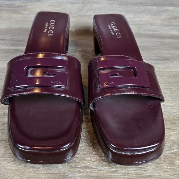Authentic Gucci Plum Leather Wood Block Heel Slip On Slides Sandals Sz 37 US 6.5 - Picture 2 of 12